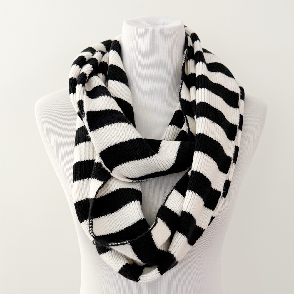 Black & White Striped Knit Infinity Scarf